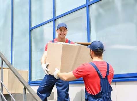 Man with van moving service in Frognal